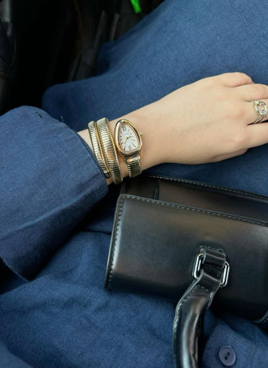 QUARTZ- Three Circle Bracelet Style Snake Watch (Gold)