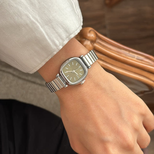 NAIDU – Elegant Square Quartz Watch - Green