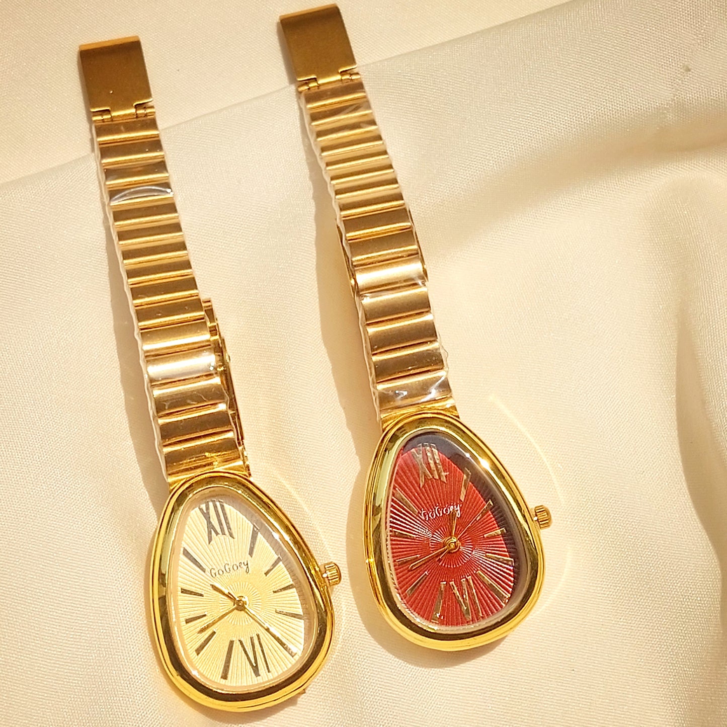 GOGOey Elegant Teardrop Quartz Watch – Gold & Maroon Combo Set