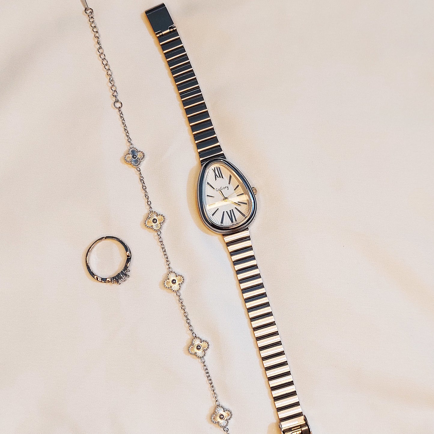 Full Hand Accessories Set (Silver-White) – Elegant Ready-to-Wear Combo