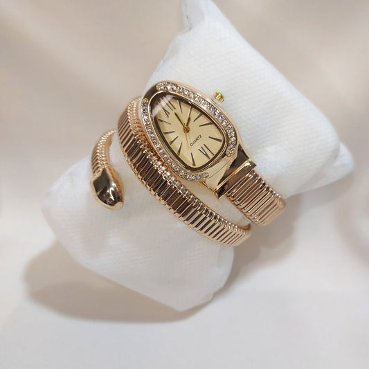 QUARTZ- Three Circle Bracelet Style Snake Watch (Gold-Plane Style)