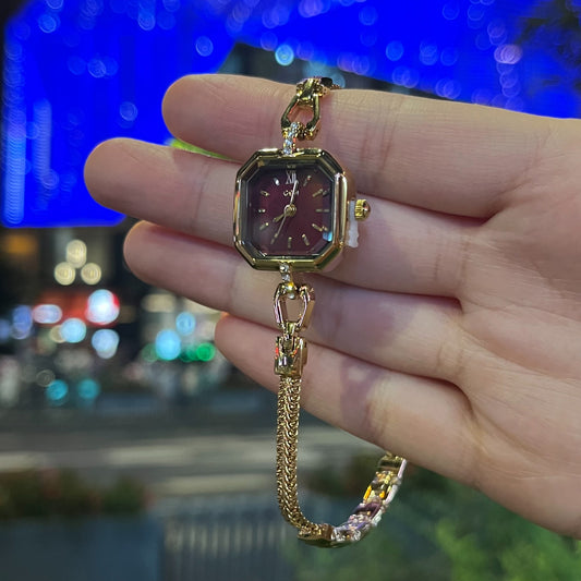 GEDI Elegant Teardrop Watch – Maroon