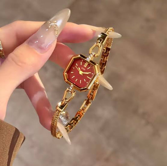 GEDI Elegant Teardrop Watch – Maroon